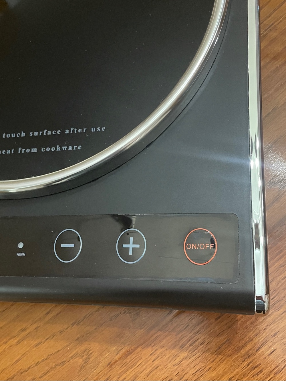 Black Single Induction Cooktop - Picture 3 of 7